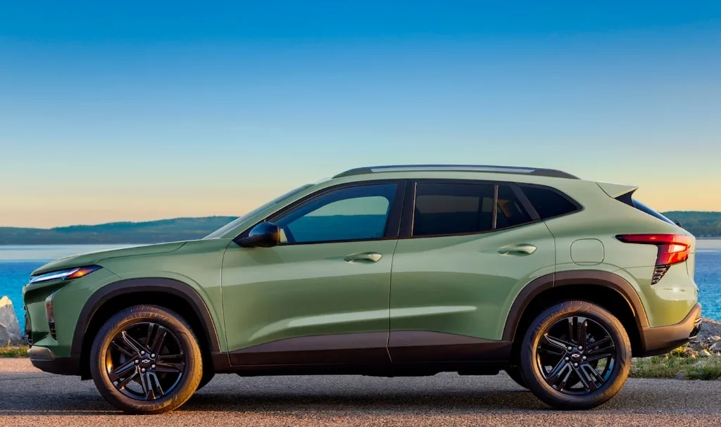 2025 chevy trax one