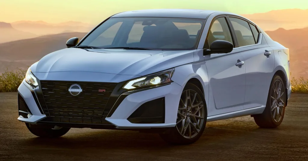 2023 nissan altima