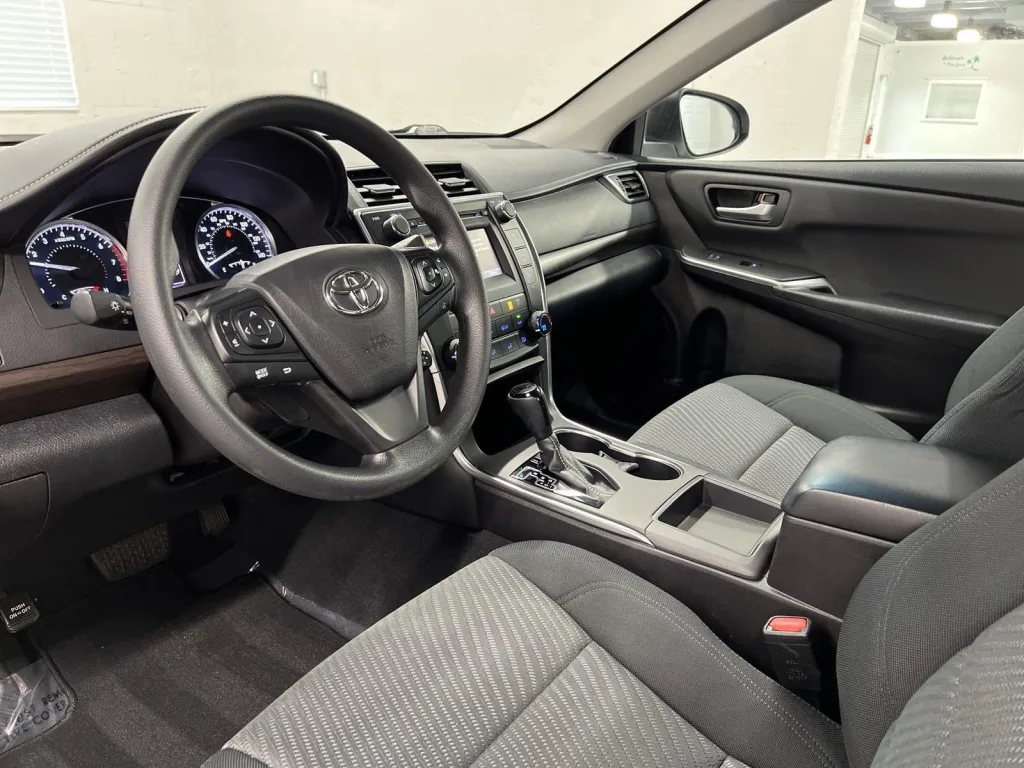 2016 toyota camry