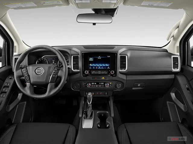 2022 nissan frontier