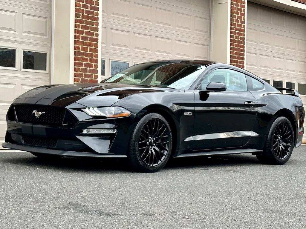 2020 ford mustang